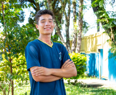 Inspirado por professora de Educação Financeira, aluno de Tibagi se prepara para abrir marcenaria própria