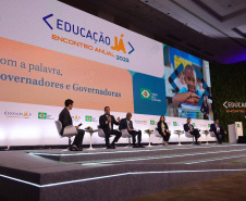 EDUCAÇÃO JÁ