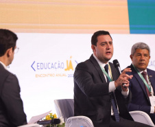 EDUCAÇÃO JÁ