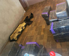 Polícia Militar apreende 1,5 tonelada de droga e munições no Oeste