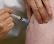 Saúde reforça importância da continuidade da vacinação com o fim do estado de emergência da Covid-19
