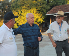 Visita técnica do Sistema Estadual de Agricultura a propriedades de café em Carlópolis