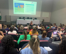  Seminário da Saúde recebe representante da ONU para debater gravidez e paternidade na adolescência