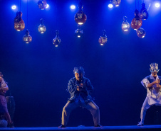 Musical Itan e Tal volta ao Guairinha no mês de maio pelo projeto Crianças no Teatro