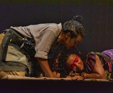 Musical Itan e Tal volta ao Guairinha no mês de maio pelo projeto Crianças no Teatro
