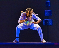 Musical Itan e Tal volta ao Guairinha no mês de maio pelo projeto Crianças no Teatro