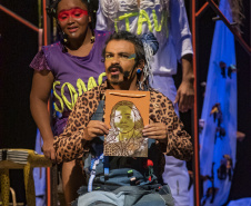 Musical Itan e Tal volta ao Guairinha no mês de maio pelo projeto Crianças no Teatro