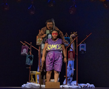 Musical Itan e Tal volta ao Guairinha no mês de maio pelo projeto Crianças no Teatro
