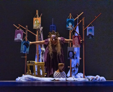 Musical Itan e Tal volta ao Guairinha no mês de maio pelo projeto Crianças no Teatro