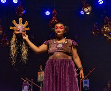 Musical Itan e Tal volta ao Guairinha no mês de maio pelo projeto Crianças no Teatro