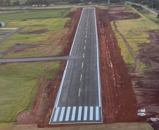 Reforma da pista do aeroporto de Arapongas chega a 90% de execução