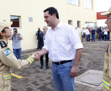 Com um investimento de R$ 8,5 milhões do Governo do Estado, foi inaugurada a nova sede do 1° Subgrupamento de Bombeiros Independente (SGBI) de Ivaiporã nesta quinta-feira (04), data que também marca o Dia Internacional do Bombeiro. O evento contou com a presença do governador Carlos Massa Ratinho Junior, que também anunciou a conclusão da nova Estação de Tratamento de Esgoto da Sanepar na cidade, além de uma série de novos investimentos que beneficiam toda a região do Vale do Ivaí.