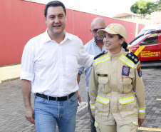 Com um investimento de R$ 8,5 milhões do Governo do Estado, foi inaugurada a nova sede do 1° Subgrupamento de Bombeiros Independente (SGBI) de Ivaiporã nesta quinta-feira (04), data que também marca o Dia Internacional do Bombeiro. O evento contou com a presença do governador Carlos Massa Ratinho Junior, que também anunciou a conclusão da nova Estação de Tratamento de Esgoto da Sanepar na cidade, além de uma série de novos investimentos que beneficiam toda a região do Vale do Ivaí.