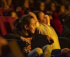 Crianças no Teatro prossegue no Noroeste e Campos Gerais em junho