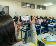 Reconhecimento facial na chamada chega a 1,6 mil colégios da rede estadual