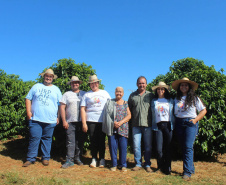 Visita técnica do Sistema Estadual de Agricultura a propriedades de café em Carlópolis