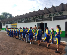 Escolas de Trânsito do DER-PR se reúnem em Cascavel para atividades do Maio Amarelo