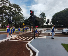 Escolas de Trânsito do DER-PR se reúnem em Cascavel para atividades do Maio Amarelo