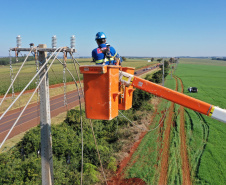 Infraestrutura elétrica do Oeste do PR vai receber mais de R$ 1 bilhão em investimentos nos próximos três anos 