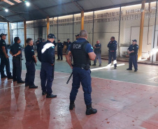 Policiais Penais realizam treinamento teórico e prático para Guardas Patrimoniais de Cascavel