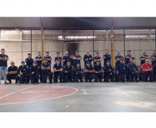 Policiais Penais realizam treinamento teórico e prático para Guardas Patrimoniais de Cascavel