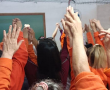 Penitenciária Feminina de Foz do Iguaçu recebe projeto acadêmico com técnicas da Justiça Restaurativa