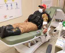 Maio Amarelo: policiais militares doam sangue para conscientização da população sobre acidentes no trânsito