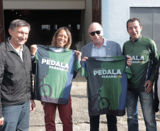 Flávia Arantes do Nascimento, que é uma das filhas de Pelé, visitou nesta sexta-feira (12) as obras de construção das pistas de skate anexas ao Ginásio do Tarumã, em Curitiba.