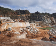Mineração Fiorese, em Rio Branco do Sul, na Região Metropolitana de Curitiba