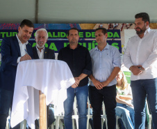 Piana Inaugura Obras De Pavimentação, Praças E Anuncia Novos Investimentos Para Jesuítas Jesuitas