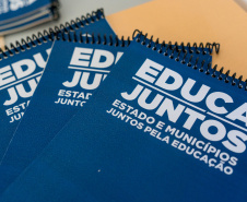 Educação entrega a redes municipais resultados de avaliação de fluência de leitura