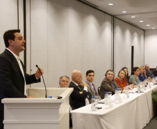 O governador Carlos Massa Ratinho Junior participou de um seminário sobre combate ao trabalho infantil nesta quarta-feira (31), em Foz do Iguaçu. 