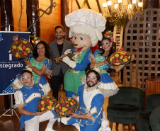 Julho tem gastronomia caiçara, dança folclórica, carneiro no buraco e ciência no calendário turístico paranaense