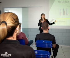 Regional de saúde de Londrina faz palestra de conscientização de tuberculose a servidores da Polícia Penal do Paraná