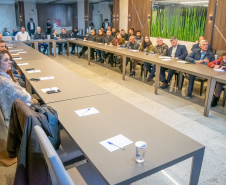 Empresários de Curitiba participam de evento sobre como economizar energia no mercado livre 