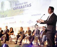 18ª edição, o Festival das Cataratas promoveu, na noite desta quarta-feira (31), no Hotel Recanto Cataratas, a solenidade de abertura do evento. Contou com a participação do governador do Paraná, Carlos Massa Ratinho Junior, Daniela Carneiro, ministra de Turismo do Brasil, e Sofía de Montiel de Afara, ministra do Turismo do Paraguai.