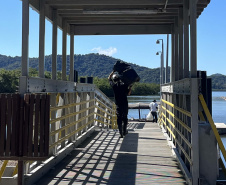 2º mutirão de limpeza de manguezais organizado pela Portos do Paraná retira quase 2,5 toneladas do entorno de Antonina