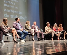 Paraná discute estratégias para combater a violência contra a mulher no ambiente de trabalho