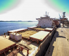 Corredor Leste de Exportação do Porto de Paranaguá embarca maior volume mensal já registrado