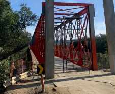 Ponte entre Lapa e Campo do Tenente deve ter tráfego de veículos liberado em 30 dias 