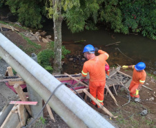 Reforma de pontes na PR-411 em Morretes