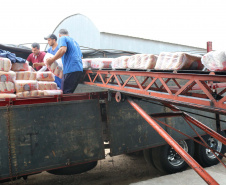 Governo do Estado entrega terceira remessa de alimentos não perecíveis da merenda escolar