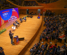 O governador Carlos Massa Ratinho Junior defendeu o fortalecimento da integração interestadual durante a abertura do 8º encontro do Consórcio de Integração Sul e Sudeste (Cosud), nesta sexta-feira (02), em Belo Horizonte.