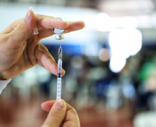 No dia da imunização, Saúde ressalta a importância das vacinas ao longo da vida