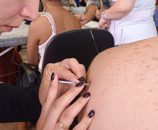 Paraná forma médicos da Atenção Primária para atuar com acupuntura no SUS