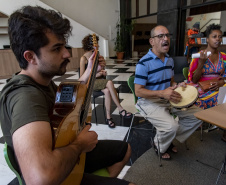 Bonecos, marionetes e atrações para as idades marcam uma semana repleta de atividades culturais