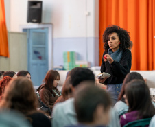 Seed-PR promove ação de conscientização sobre o racismo no Colégio Estadual Professor Lysímaco Ferreira da Costa