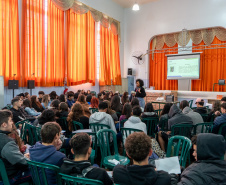 Seed-PR promove ação de conscientização sobre o racismo no Colégio Estadual Professor Lysímaco Ferreira da Costa