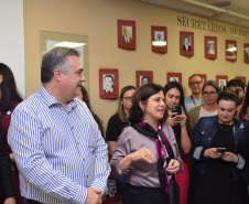 A ministra da Saúde, Nísia Trindade, visitou as instalações da Secretaria de Estado da Saúde (Sesa) nível central nesta terça-feira (25)