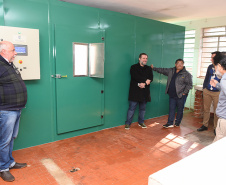 UENP instala equipamento de cultivo controlado de plantas para auxiliar em pesquisas